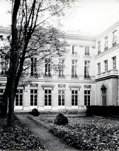 Maison Alexandre, Facade on the Garden (Architecture by Etienne Louis Boullee) by Etienne Louis Boullee