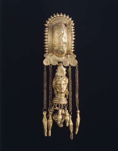 Earring, from Todi (Umbria). Etruscan civilization, 4th Century BC. by Etruscan