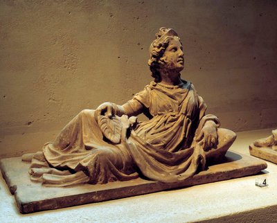 Etruscan art: funeral urn cover depicting the deceased