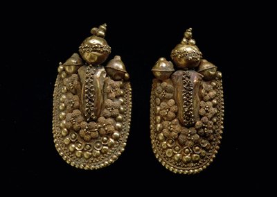 Etruscan art: gold earrings, Florence, Museo Archeologico by Etruscan Etruscan
