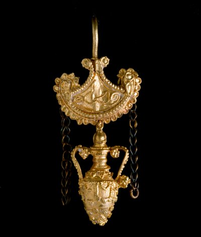 Gold Earring, 3rd Century BC, Cerveteri, Rome, Museo di Villa Giulia by Etruscan Etruscan