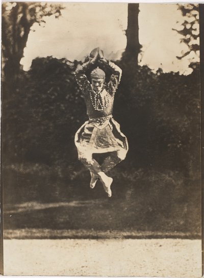Danse Siamoise of Vaslav Nijinsky in the Ballet Les Orientales by Eugène Druet
