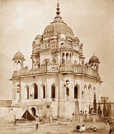 The Tower of the wife of Sadaat Ally in the Kaiser Bagh Palace, Lucknow by Felice Beato
