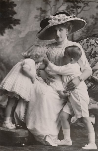 Queen Victoria of Spain with Prince Alfonso, Princess Maria Christina and Princess Beatrice, 1911 by Frank Arthur Swaine