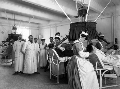 View of a Room of the Pellizzari Institute, in Florence, Used for Physioradiotherapeutic Therapy by Fratelli Alinari Fratelli Alinari