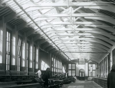 The Lion House with five men working on its maintenance, London Zoo, 1926 by Frederick William Bond