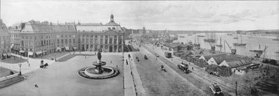Bordeaux - The Stock Exchange and the Port by French Photographer