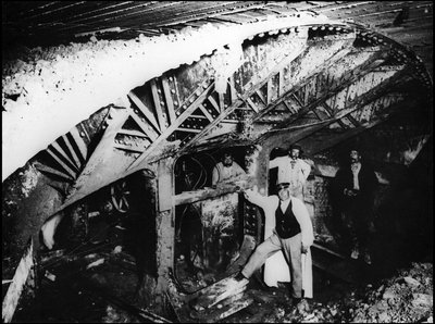 Construction of the Paris metro - Works of the metro, line 1 - photography by French Photographer