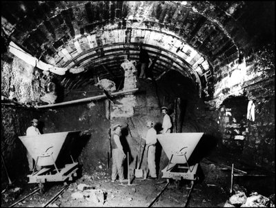 Construction of the Paris metro - works of the metropolitan: tunnel drilling on line 1- photograph by French Photographer