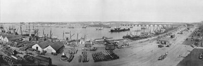 Panorama of the Rade and the Pont de Bordeaux by French Photographer