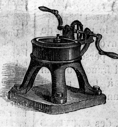 Agricultural machine: a wringer present at the Agricultural Exhibition of 1860 in Paris. Engraving in 