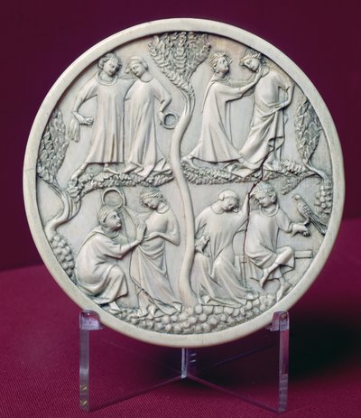 Mirror case depicting courtly scenes, c.1320-30 by French School