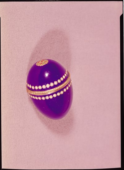 Necessaire in the shape of an egg, Sevres, 1775 by French School