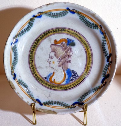 Portrait of Marie Antoinette - earthenware plate by French School