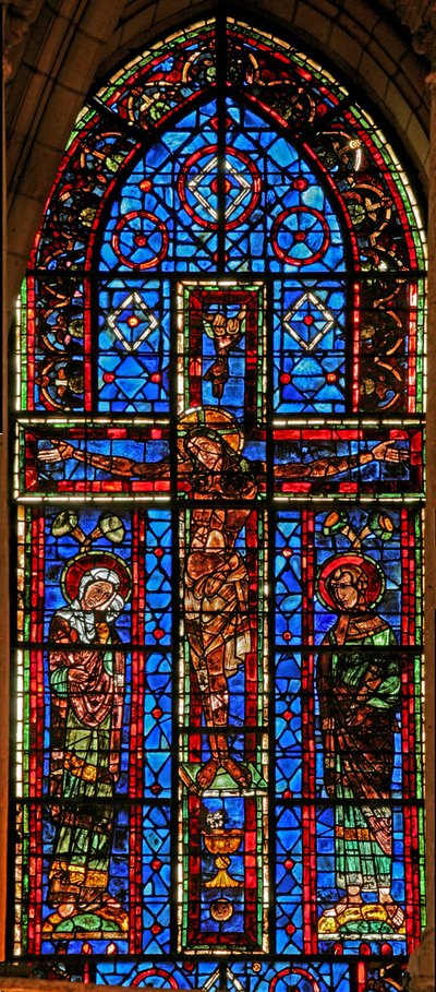 Window 100 depicting the Crucifixion with the Virgin Mary and St John by French School