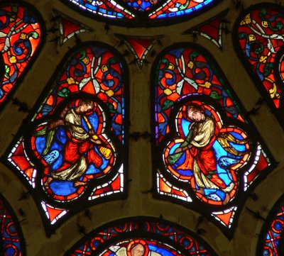 Window depicting an angel blowing the Last Judgement trumpet by French School