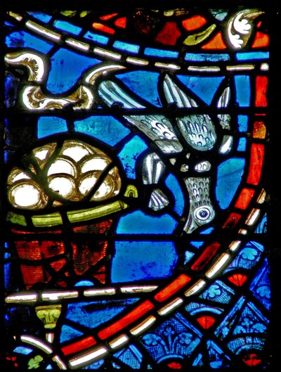 Window w11 depicting a bird comes to eat from the bakers basket by French School