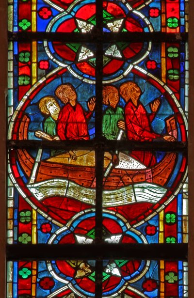 Window depicting St Nicholas welcomes a boat by French School