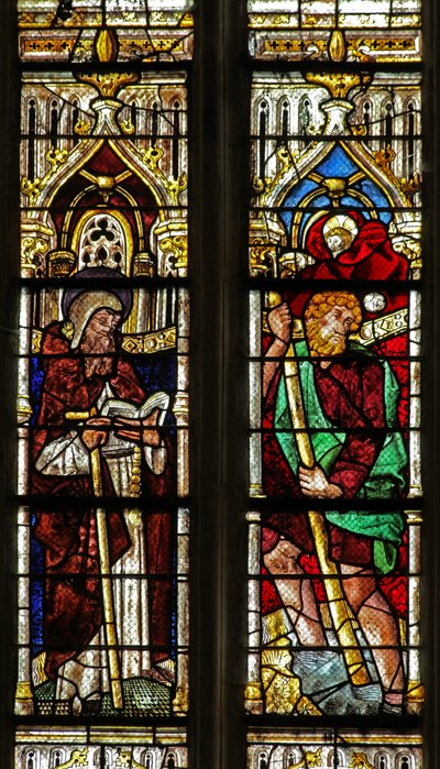 Window w4 depicting St Anthony and St Christopher by French School