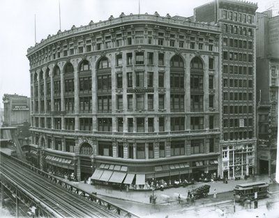 Saks and Company Department Store, New York by G.P. Hall und Sohn