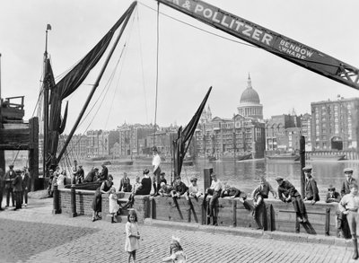 Bankside, West of Southwark Bridge, London by George Davison Reid