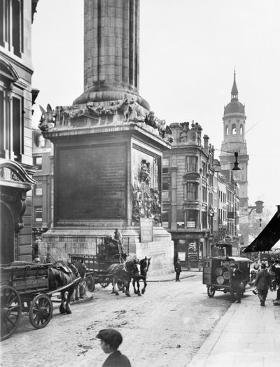 Monument and St Magnus the Martyr, Lower Thames St, City of London by George Davison Reid