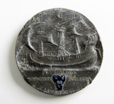 Liverpool University George Holt medal for Physiology by George James Frampton