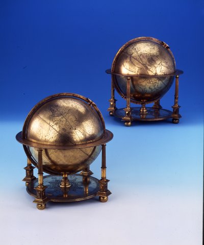 Pair of globes, terrestrial and celestial, bearing the Tughra and Latin inscription of Sultan Murad III by Gerardus Mercator