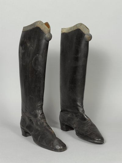 Boots, 3rd von Zieten Hussars, Worn by HRH The Duke of Connaught, pre-1914 by German School