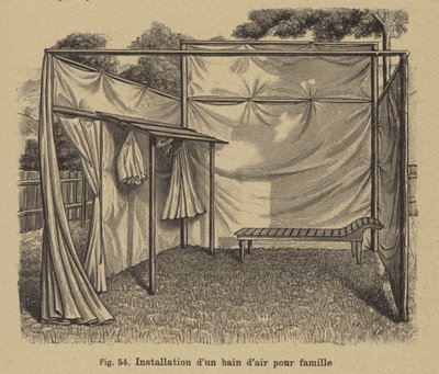 Fresh air bathing structure for a family by German School