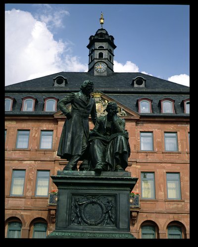 View of the New Town Hall and the Grimm Brothers Monument by German School