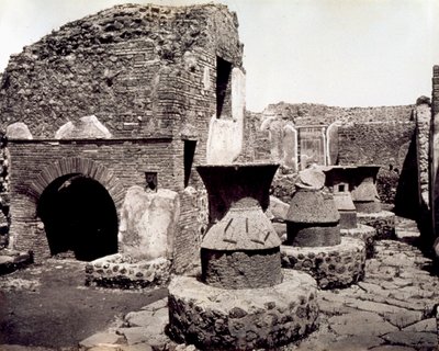 Pompei: view of a baker