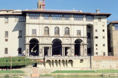 Facade of the Uffizi Gallery on the Arno by Giorgio Vasari