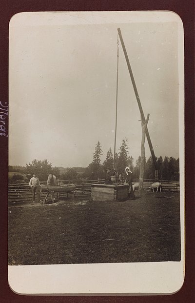 First World War: Ukraine in the years 1914-1916 during the invasion of the German army. A well (b/w photo) by Heldenfriedhof Dsessentniki (attr. to)