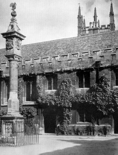 Sundial, Corpus Christi College, Oxford, Oxfordshire, 1924-1926 by Herbert Felton