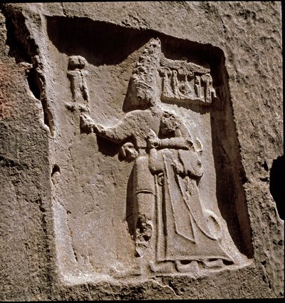 King Tudhaliya protected by a divinity by Hittite