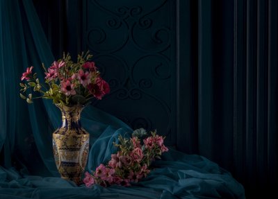 Elegant Gold Vase Flowers by Homeira moazami