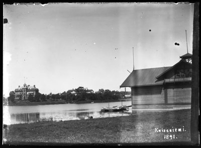 On the Right, the Rowing Club Pavilion in Kaisaniemi, on the Left, the Villa of Industrialist Rieks by Hugo Simberg