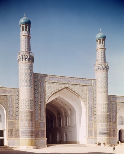 The Masjid-i Jami or Friday Mosque, founded in 1200, rebuilt in 1498 by Islamic School