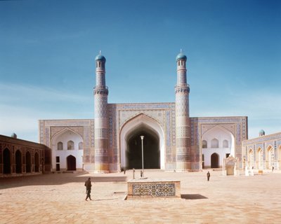 The courtyard of the Masjid-i Jami or Friday Mosque, founded in 1200, rebuilt in 1498 by Islamic School