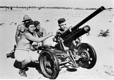 Italian antitank in the Libyan desert. 1941. by Italian Photographer