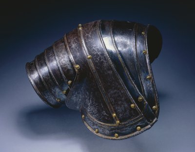 Pauldron for right shoulder by Italian School