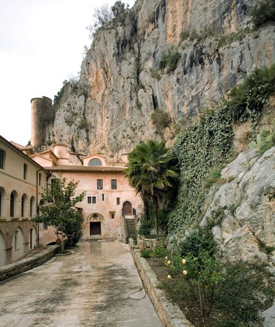 View of the courtyard of the 