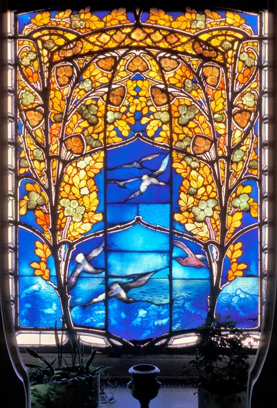 Nancy, Art Nouveau, Hotel Bergeret, Stained glass window roses & seagulls by Jacques Gruber