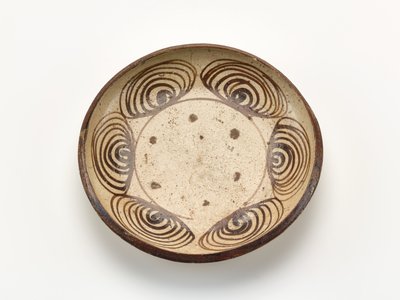 Serving dish with 