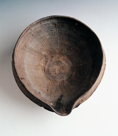 Stoneware kitchen bowl for grinding and mixing food, produced in Bizen, Japanese civilization, Momoyama period by Japanese School