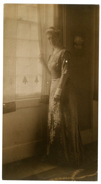 Alice Stevens, Windsor, Vt, c.1905-40 by Jessie Tarbox Beals