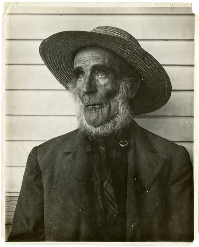 Old man in straw hat, c.1905-40 by Jessie Tarbox Beals