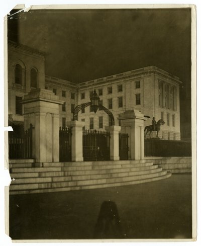 State House, Boston, USA, c.1902-10 by Jessie Tarbox Beals