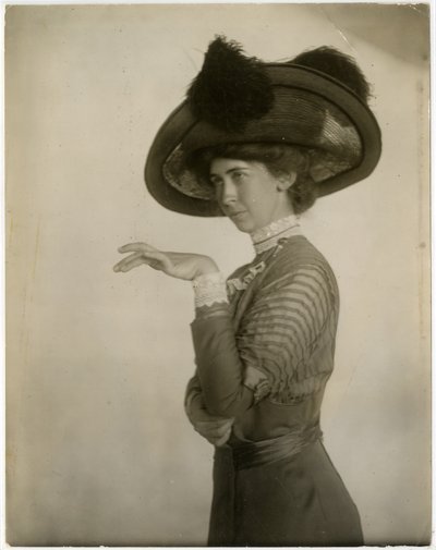 Profile of feathered hat, c.1905-18 by Jessie Tarbox Beals